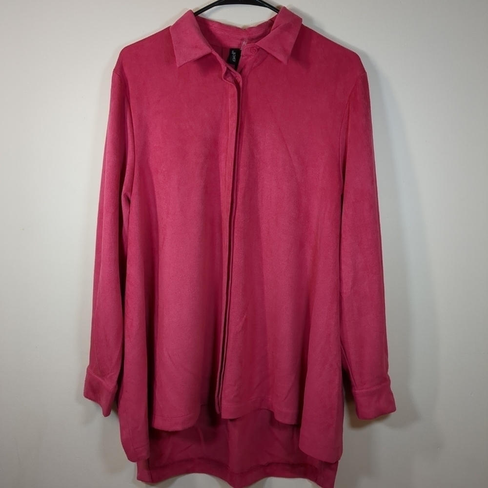 Ravel women's Hi/Lo back long sleeve button down pink shirt, size M
